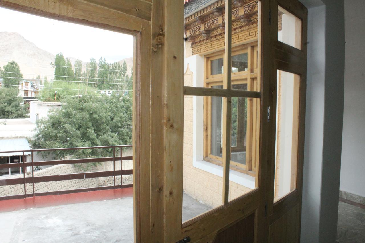 Hotel Kasdar Ladakh Leh Exterior foto